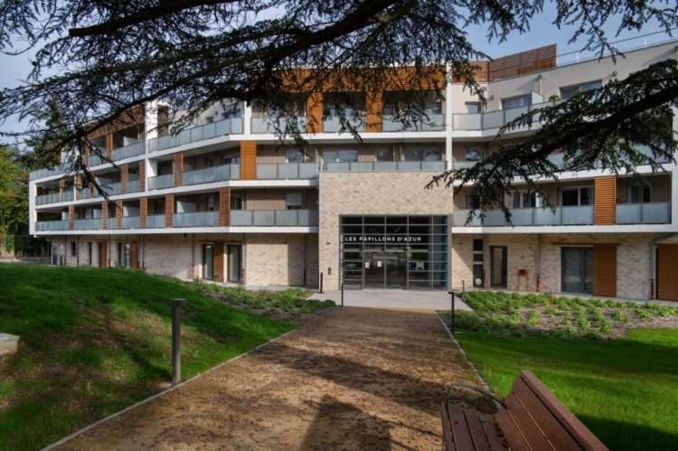 Domitys - Le Chateau De La Pilule Saint-Quentin  Buitenkant foto